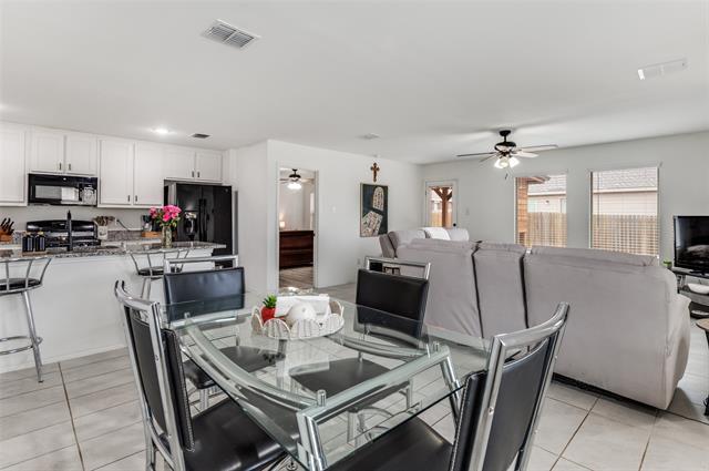 Building Photo - 1650 Woodbrook Dr