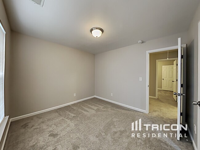 Building Photo - 2481 Acadia Ct