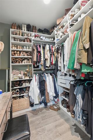 Building Photo - 712 Finchley Dr