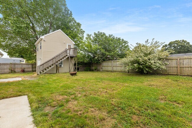 Building Photo - 3505 Hilber St