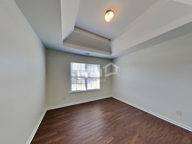 Building Photo - 108 Dunnell Rd