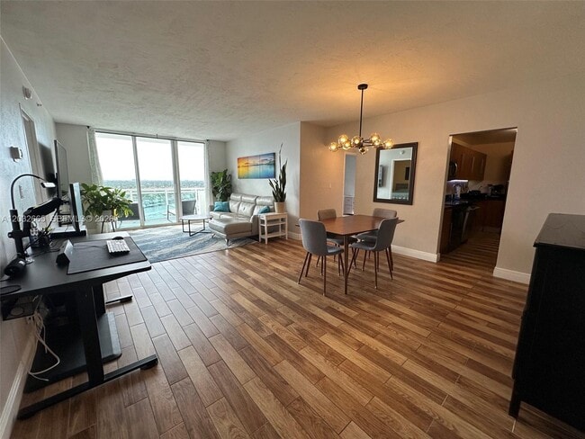 Building Photo - 3001 S Ocean Dr