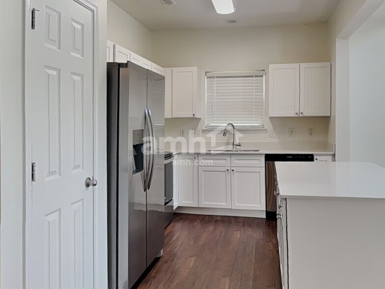 Building Photo - 7202 Sutter Creek Ln