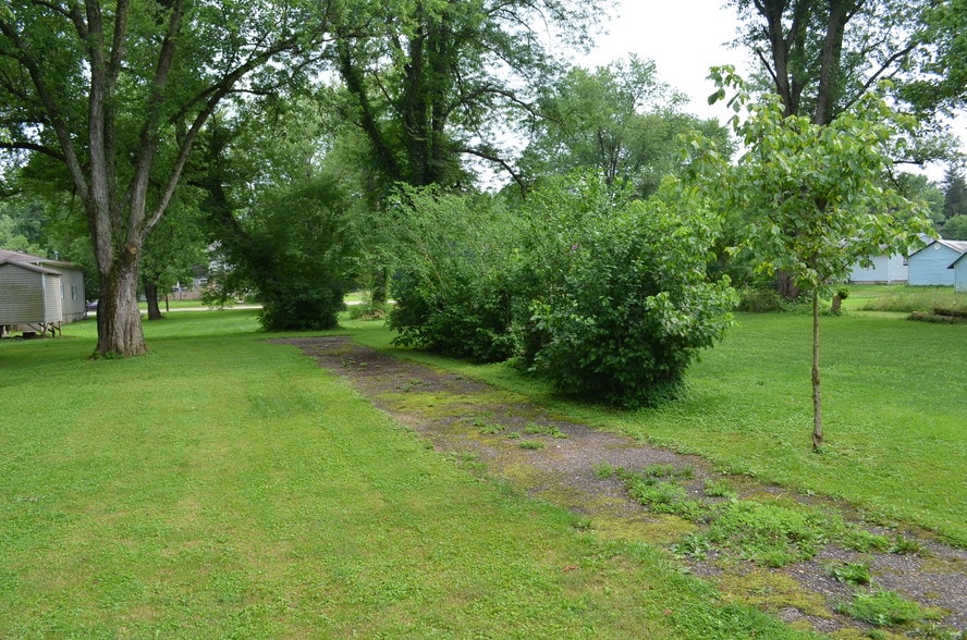 Building Photo - 18 Spring St