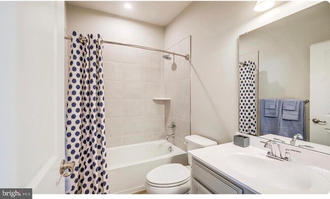 Building Photo - 14489 Dolce Ln