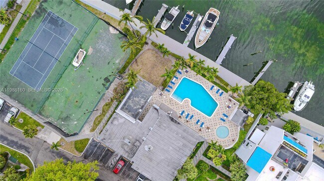 Building Photo - 231 Poinciana Island Dr