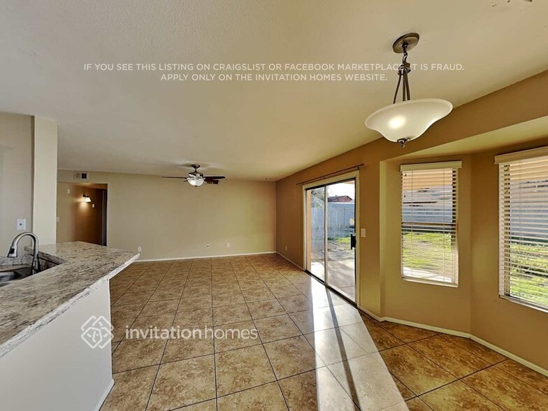 Building Photo - 7041 W Krall St