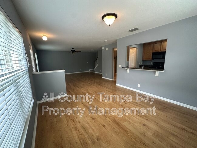 Building Photo - 9448 Charlesberg Dr