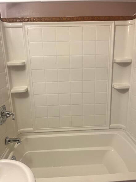 Bathroom - 4927 Wissahickon Ave