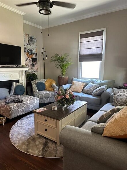 Building Photo - 46 Akron St