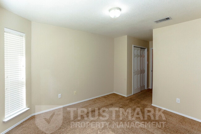 Building Photo - 2115 Wickiup Trail