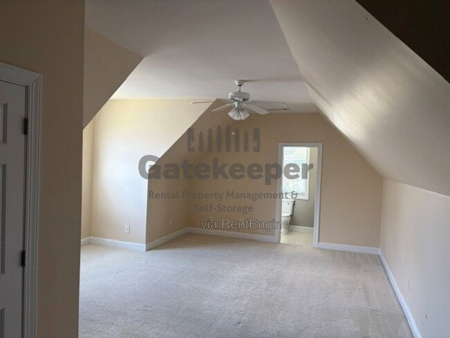 Building Photo - 208 Lenox Dr