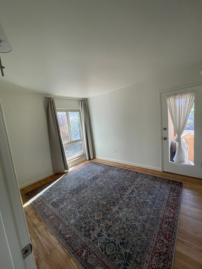 Primary Photo - 576 Blaisdell Dr