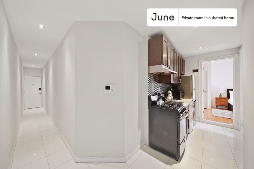 Building Photo - Room in Shared 3 bed/1 bath home in Upper West Side