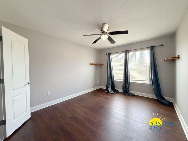 Building Photo - 8565 Holley Hills Cir