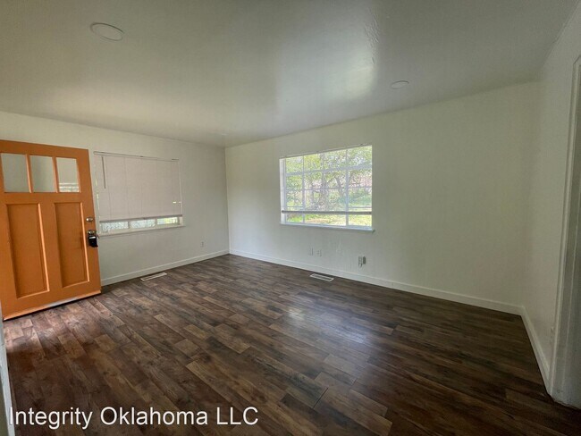 Building Photo - 2 br, 1 bath House - 3029 W. Eubanks