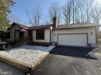 Building Photo - 205 Confederate Cir