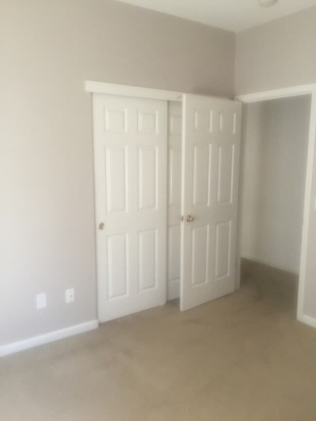 Building Photo - 3962 Blackberry Ave