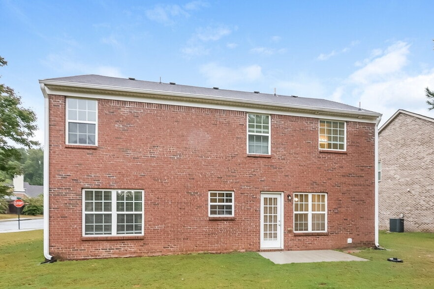 Building Photo - 3363 Newtons Crest Cir
