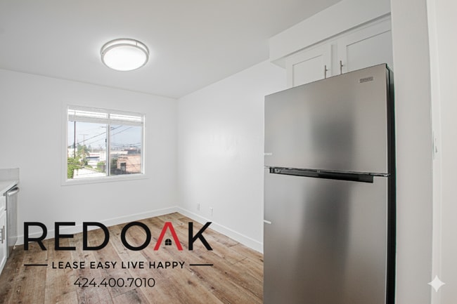 Building Photo - 1720 Cerritos Ave