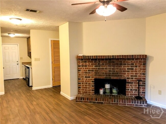 Building Photo - 408 Lexington Heights