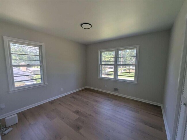 Building Photo - 4020 Kelden Ct SW