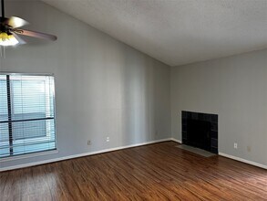 Building Photo - 3756 Tanglewilde St