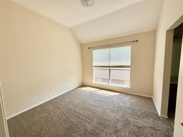 Building Photo - 5828 Southmoor Ln