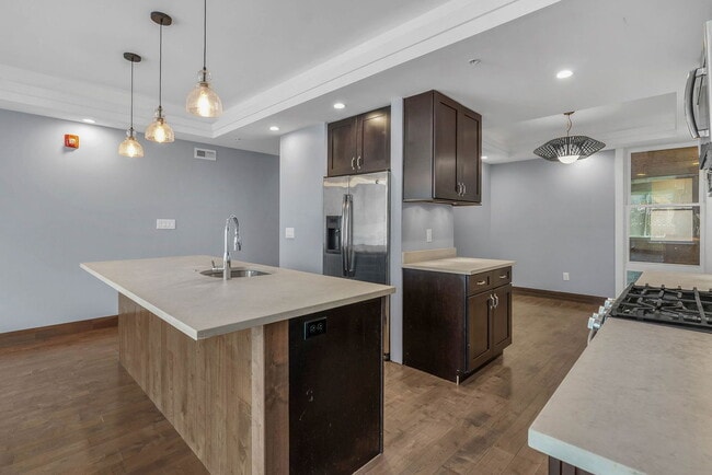 Building Photo - 1512 Frankford Ave