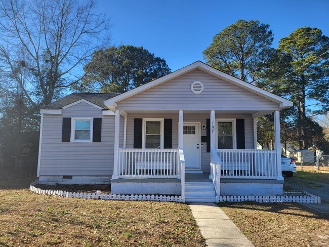 Building Photo - 107 Bryan St