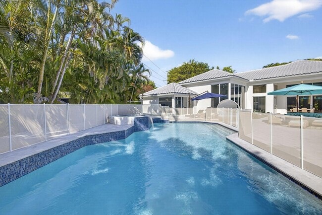 Building Photo - 2673 NW 64th Blvd