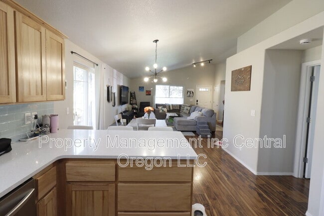Building Photo - 63305 Vogt Rd
