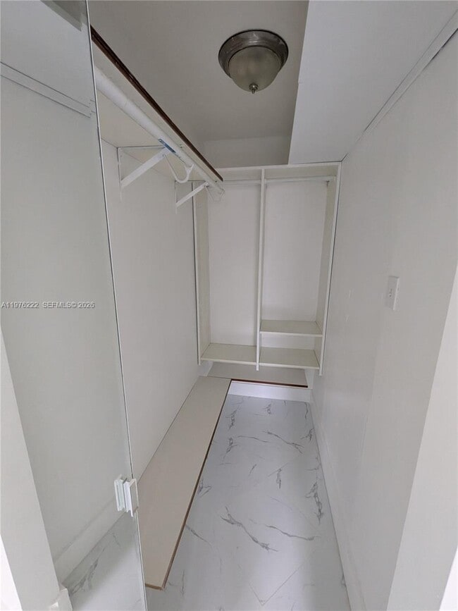 Building Photo - 108 Gardens Dr