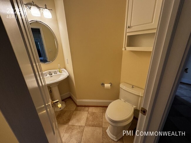 Building Photo - 4 Bed / 3.5 Bath Single Family (Available ...