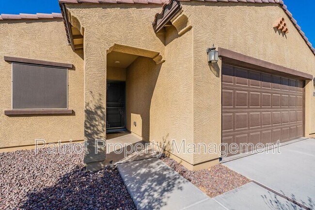 Building Photo - 8816 S 41st Dr