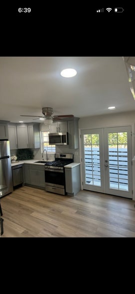 Building Photo - 116 W Arbor St