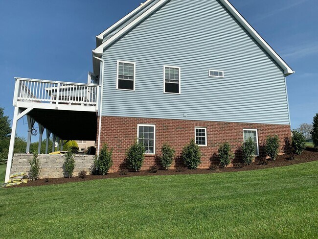 Building Photo - 2020 Northside Dr
