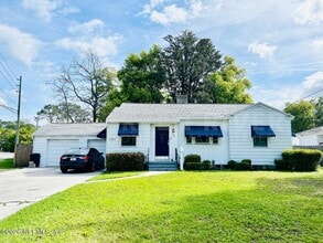 Building Photo - 1503 Parrish Pl