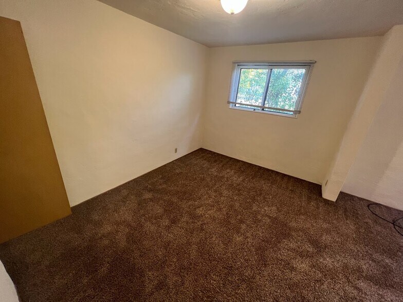 Building Photo - 3502 Dawes St