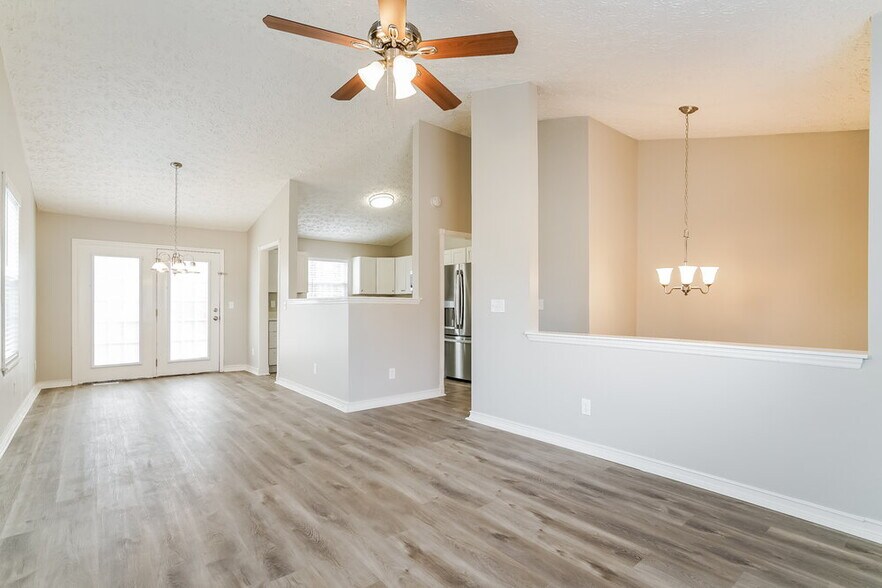 Building Photo - 5848 Brambleton Ave