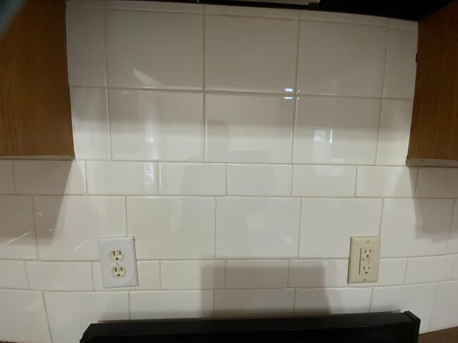 Building Photo - 1911 Ricouard Rd