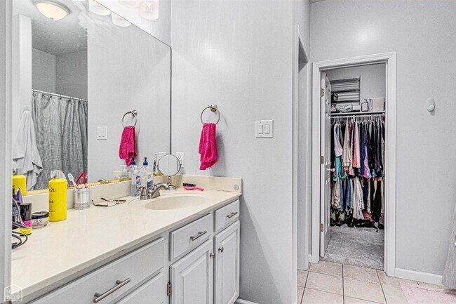 Building Photo - Now Available in Valley View School District!