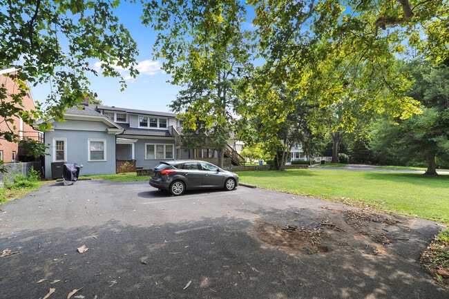 Building Photo - 104 N Layton Ave