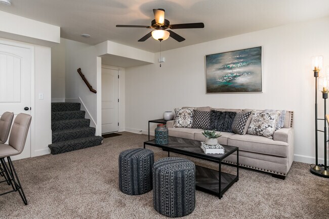 Building Photo - 19521 Mulberry Ln