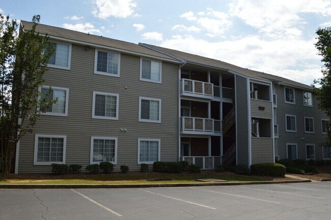 Building Photo - 1 Bedroom 1 Bathroom Student Housing