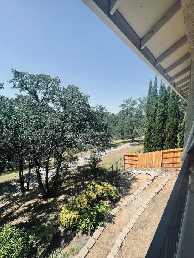 Building Photo - Live in Desirable Shasta Hills Estates!! 55+ Community