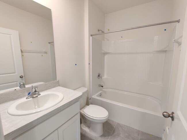 Building Photo - 32618 Canyonlands Dr