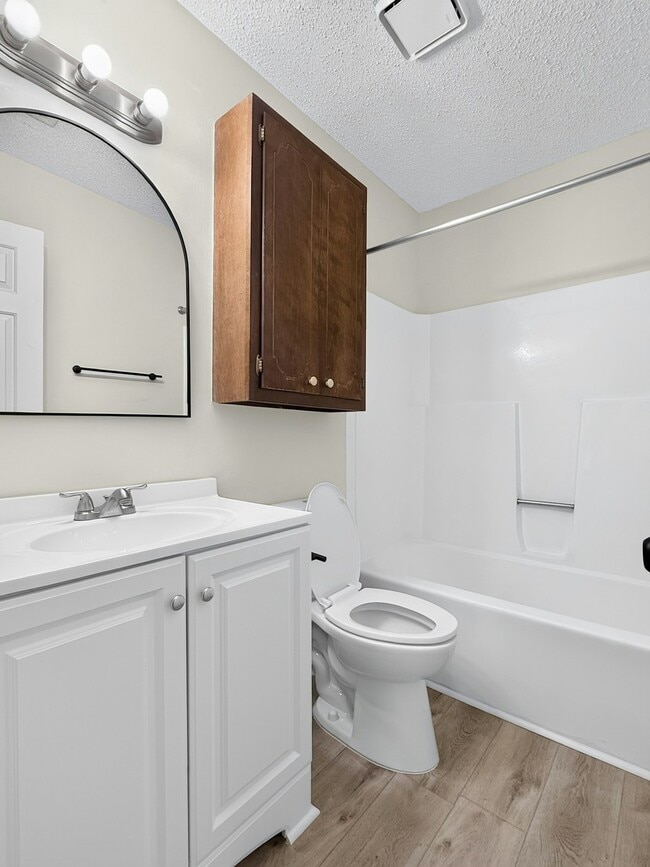 Building Photo - 6209 Friar Tuck Dr NW