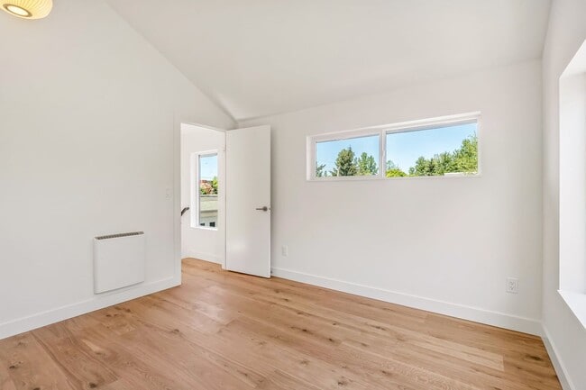 Building Photo - Brand New Construction! 2 Bedroom 2.5 Bath...