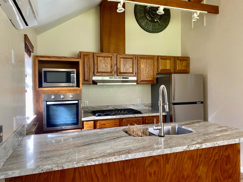 Building Photo - 477 E Sacramento Ave